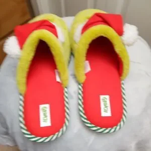 Grinch Santa Holiday Slippers Men s Size 11 12